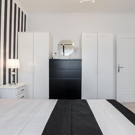 Metropolitan Gaia-Porto Apartment Vila Nova de Gaia Bagian luar foto