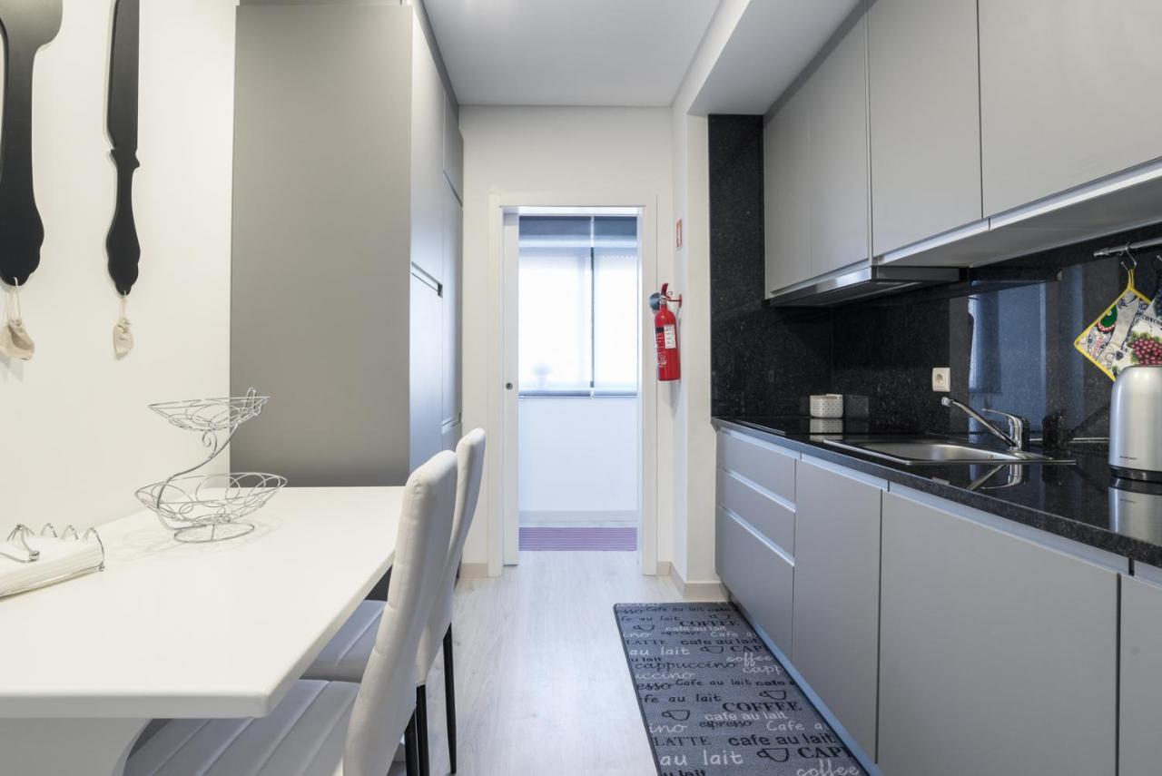 Metropolitan Gaia-Porto Apartment Vila Nova de Gaia Bagian luar foto